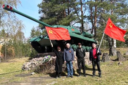 Коммунисты Ленинградской области  встретили День Победы серией ярких мероприятий