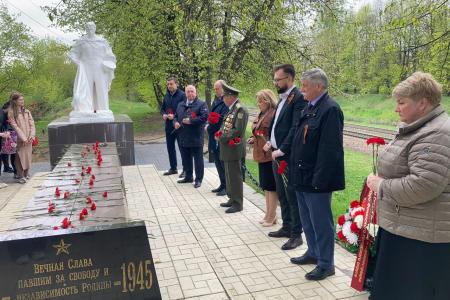 Подмосковные коммунисты отметили День Великой Победы по всему региону