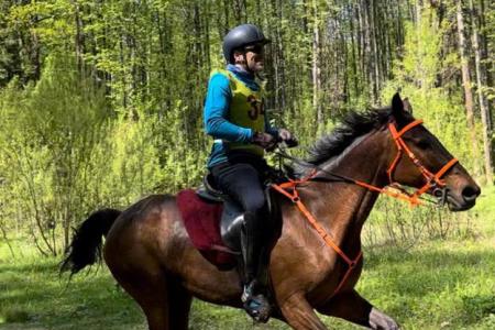 Александр Ющенко одержал победу на Чемпионате и Первенстве Москвы по конным пробегам