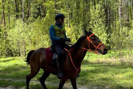 Александр Ющенко одержал победу на Чемпионате и Первенстве Москвы по конным пробегам