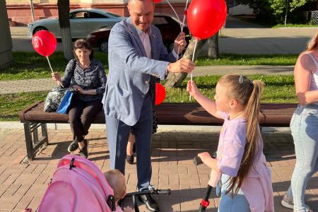 Марий Эл. В Йошкар-Оле состоялась торжественная линейка в честь Дня Пионерии