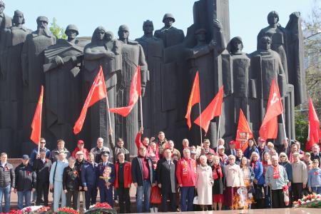 Подвиг победителей фашизма – основа для новых побед и свершений. День Победы в Воронеже