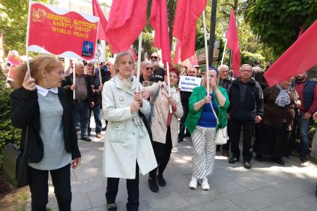 Единая Компартия Грузии отметила День Победы в Тбилиси