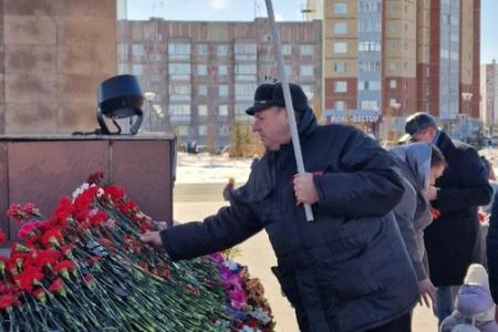 Ямало-Ненецкий автономный округ. Коммунисты приняли участие в городских праздничных мероприятиях, посвященных Дню Победы
