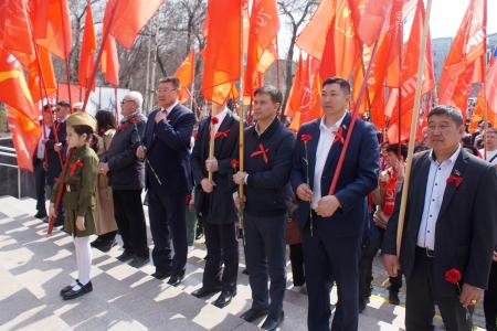 Республика Бурятия: Поклонимся  великим  тем годам!