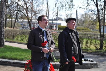 Санкт-Петербург. Красная первомайская акция у памятника первой маевке