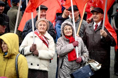 Глава Хакасии Валентин Коновалов поздравил жителей республики с Первомаем