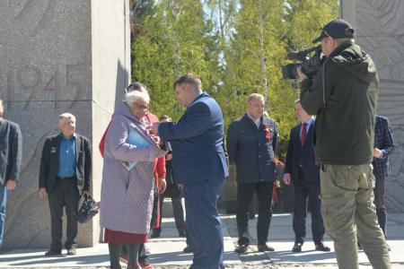 В Новосибирске более 550 школьников стали пионерами