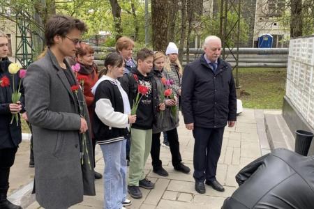 Столичные коммунисты приняли участие в мероприятиях, посвященных Дню Победы