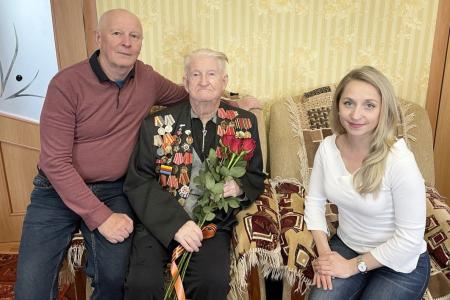 Тульский обком поздравил с Днем Победы ветерана партии, участника Парада на Красной площади 7 ноября 1941 года А.И. Тимофеева