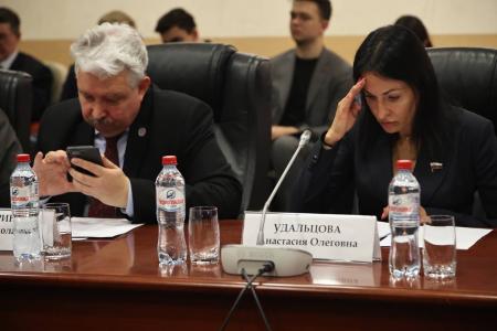 «Историческая память – лучшее противоядие от вражеской пропаганды»: Анастасия Удальцова выступила на круглом столе в МГИМО