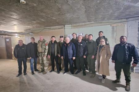 Продолжается рабочая поездка К.К. Тайсаева на Донбасс