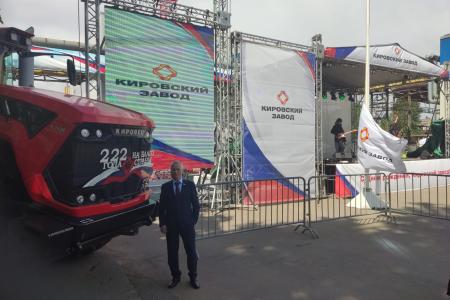 Санкт-Петербург. Сергей Пантелеев принял участие в праздничных мероприятиях на Кировском заводе
