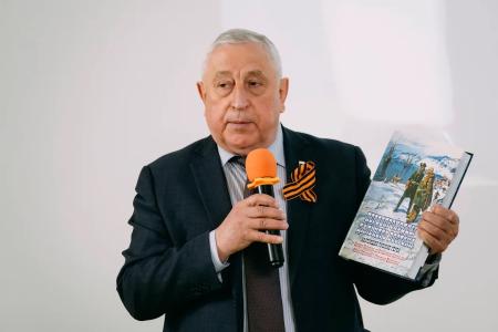 Николай Харитонов на встрече со студентами Новосибирского аграрного университета: «Учиться, учиться и еще раз учиться!»