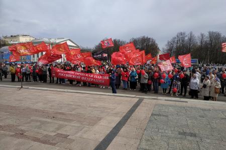 Кировский обком КПРФ: традиции Первомая живы!