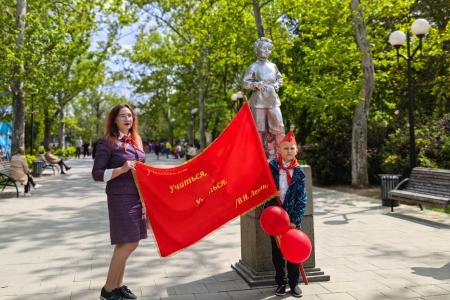 В Севастополе отпраздновали 101-ю годовщину пионерского движения