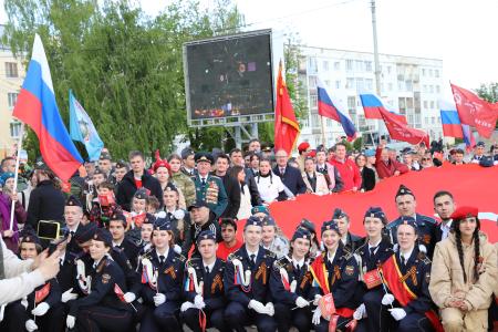 Город Орел встретил участников марша-эстафеты "Наша Великая Родина"