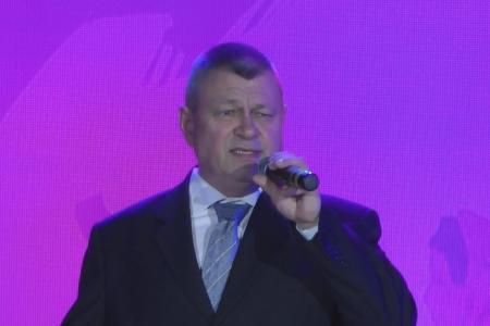 Магаданские коммунисты провели концерт в День пионерии