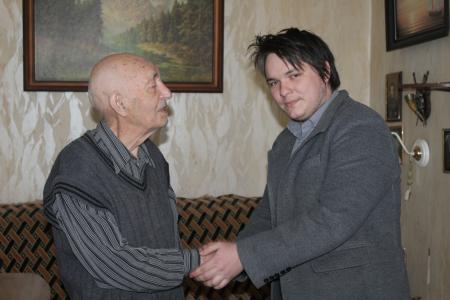 Сергей Гаврилов поздравил с 9 Мая ветеранов, тружеников тыла, детей войны – всех, кто одержал победу и возродил Родину