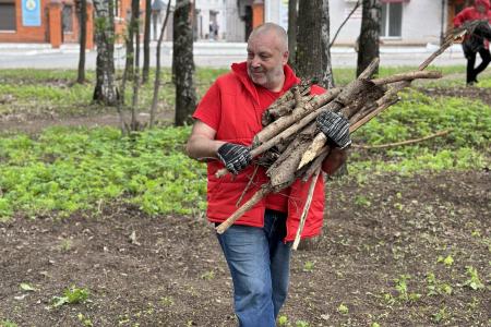 Коммунистический субботник 1 мая прошел в Марий Эл