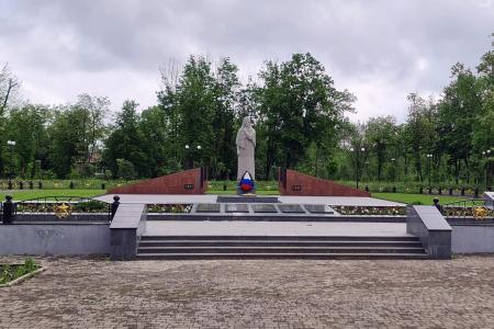 Глава Хакасии Валентин Коновалов находится с визитом в Луганской Народной Республике