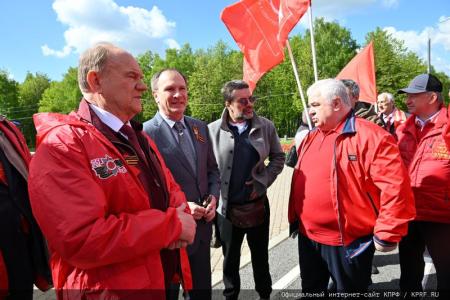 В Москве завершился автомарш-эстафета «Наша Великая Родина»