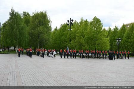 В Москве прошло возложение цветов к Могиле Неизвестного солдата и памятнику Маршалу Г.К. Жукову