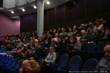 В Москве ко Дню Победы состоялся праздничный концерт КПРФ и «Русского Лада»