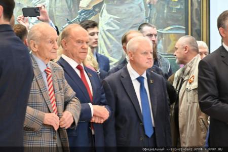Г.А. Зюганов выступил на открытии выставки художника В.И. Нестеренко в Москве