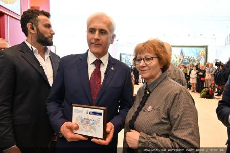 Г.А. Зюганов выступил на открытии выставки художника В.И. Нестеренко в Москве