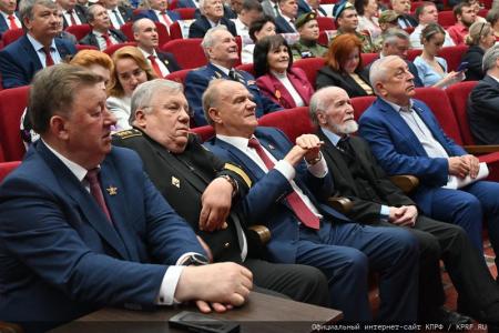 Г.А. Зюганов: Нам надо всем доказать, что значит победный опыт