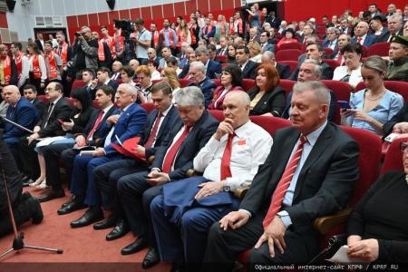 Г.А. Зюганов: Нам надо всем доказать, что значит победный опыт