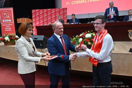 Г.А. Зюганов: Нам надо всем доказать, что значит победный опыт