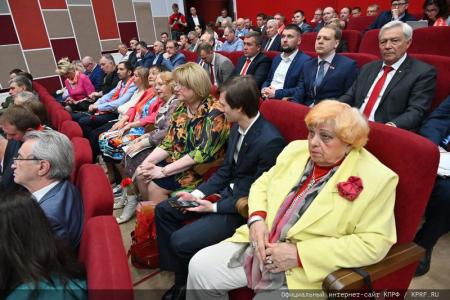 Г.А. Зюганов: Нам надо всем доказать, что значит победный опыт