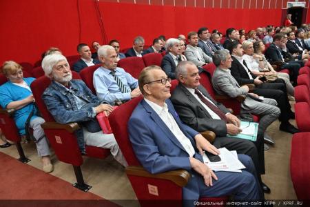 Г.А. Зюганов: Нам надо всем доказать, что значит победный опыт