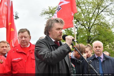 Г.А. Зюганов на первомайской акции в Москве: Солидарность сегодня – это главное оружие!