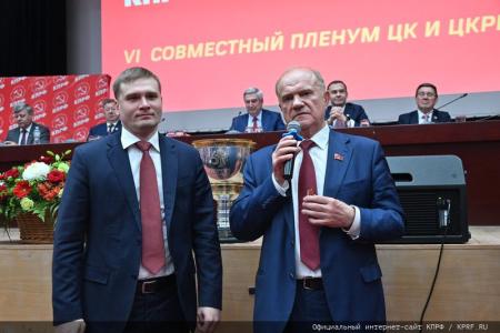 Г.А. Зюганов: Нам надо всем доказать, что значит победный опыт