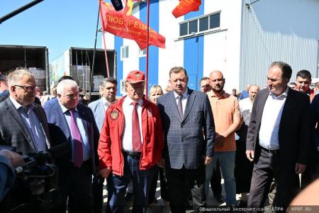 110-й гуманитарный конвой КПРФ ушел в Сирию