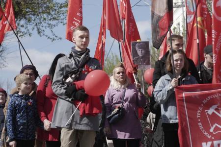 Кировская область встретила 9 мая под красными знамёнами Победы