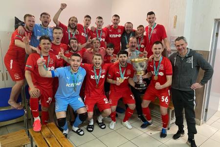 Легендарные! Команда «КПРФ-2» стала пятикратным чемпионом Высшей лиги по мини-футболу