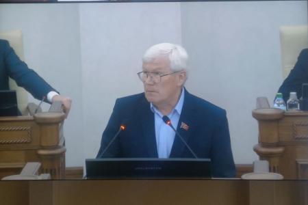 Фракция КПРФ в Алтайском краевом Законодательном Собрании проголосовала против отчета губернатора