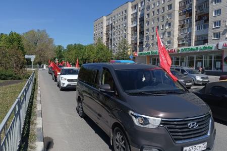 Ульяновские коммунисты возложили цветы к Вечному огню