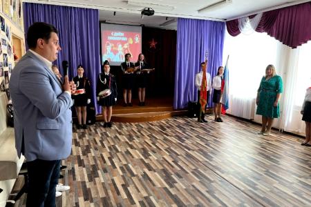 В Тульской области продолжается массовый приём школьников в пионеры