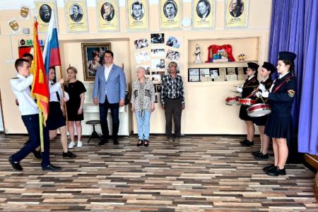 В Тульской области продолжается массовый приём школьников в пионеры