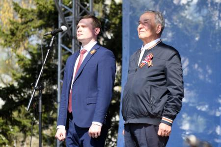 Глава Хакасии Валентин Коновалов поздравил жителей республики с 9 Мая: Слава народу-победителю!