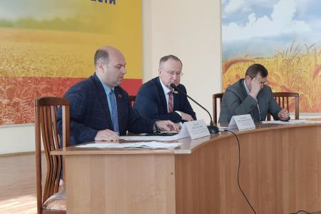 Лидер рязанских коммунистов Денис Сидоров: Собакам на улице не место?