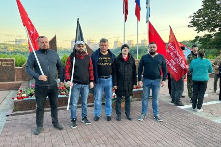 Подмосковные коммунисты почтили память о погибших воинах в День памяти и скорби