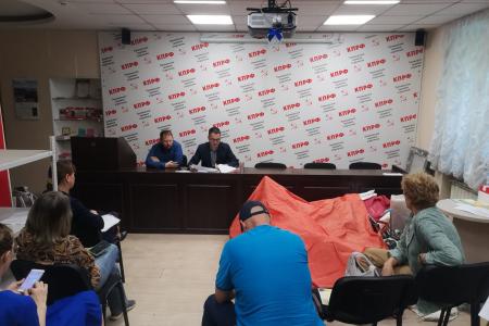 Во Владивостоке прошел пикет жителей Днепровской улицы против точечной застройки