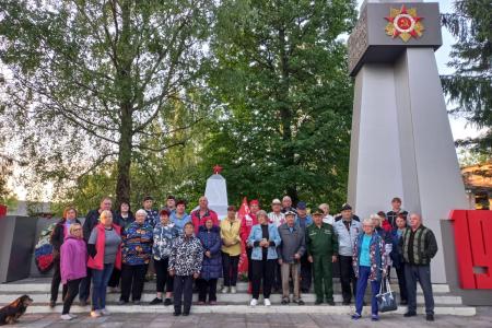 Подмосковные коммунисты почтили память о погибших воинах в День памяти и скорби