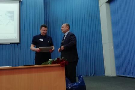 Рязанские коммунисты наградили врачей ОКБ